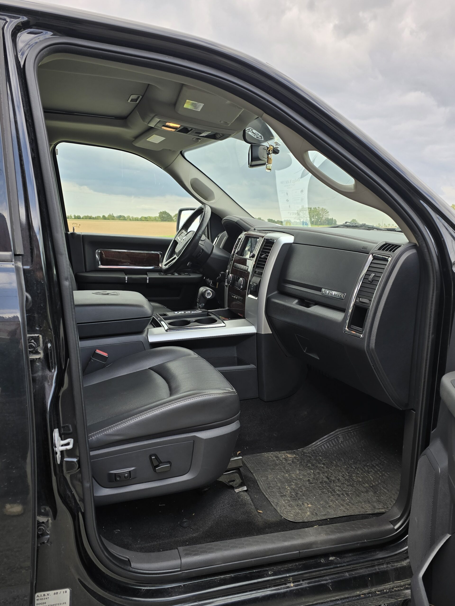 Dodge Ram 1500 V8 16V 4x4 2009 – Image 5