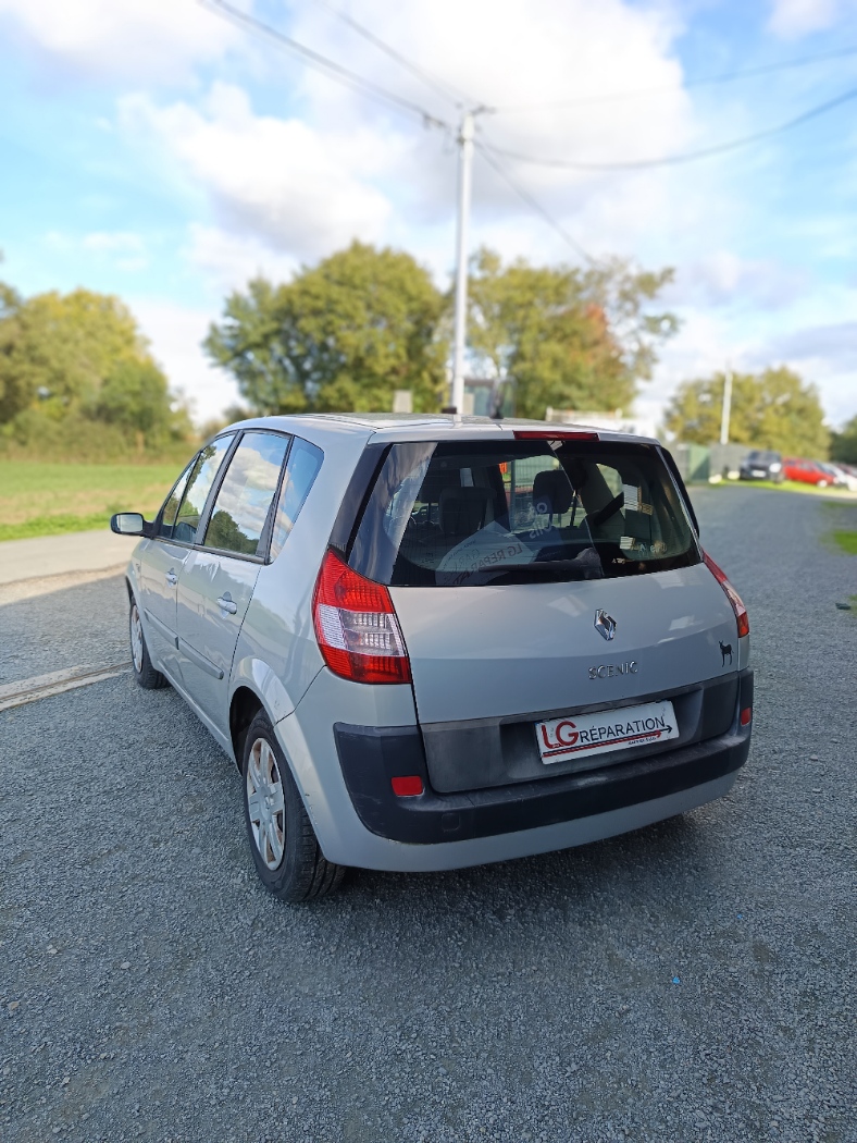 Renault scenic – 1.6i - 2004 - Vente marchand en l'état – Image 3