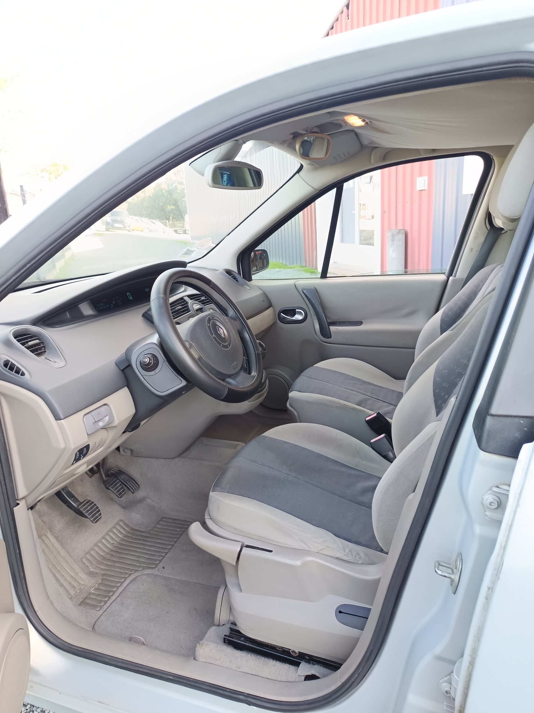 Renault scenic – 1.6i - 2004 - Vente marchand en l'état – Image 9