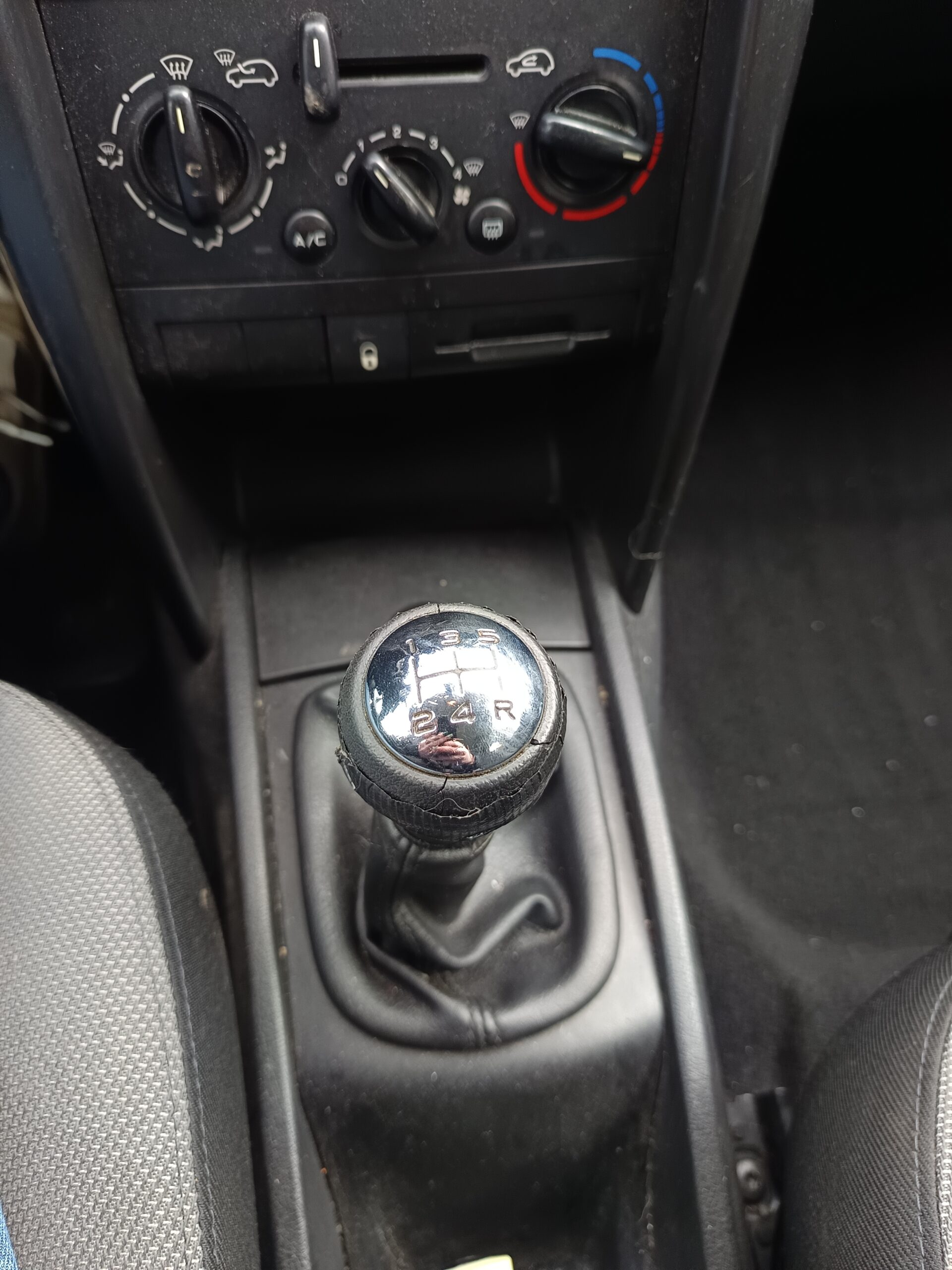 Peugeot 207 - 1.4i - 2008 – Image 10