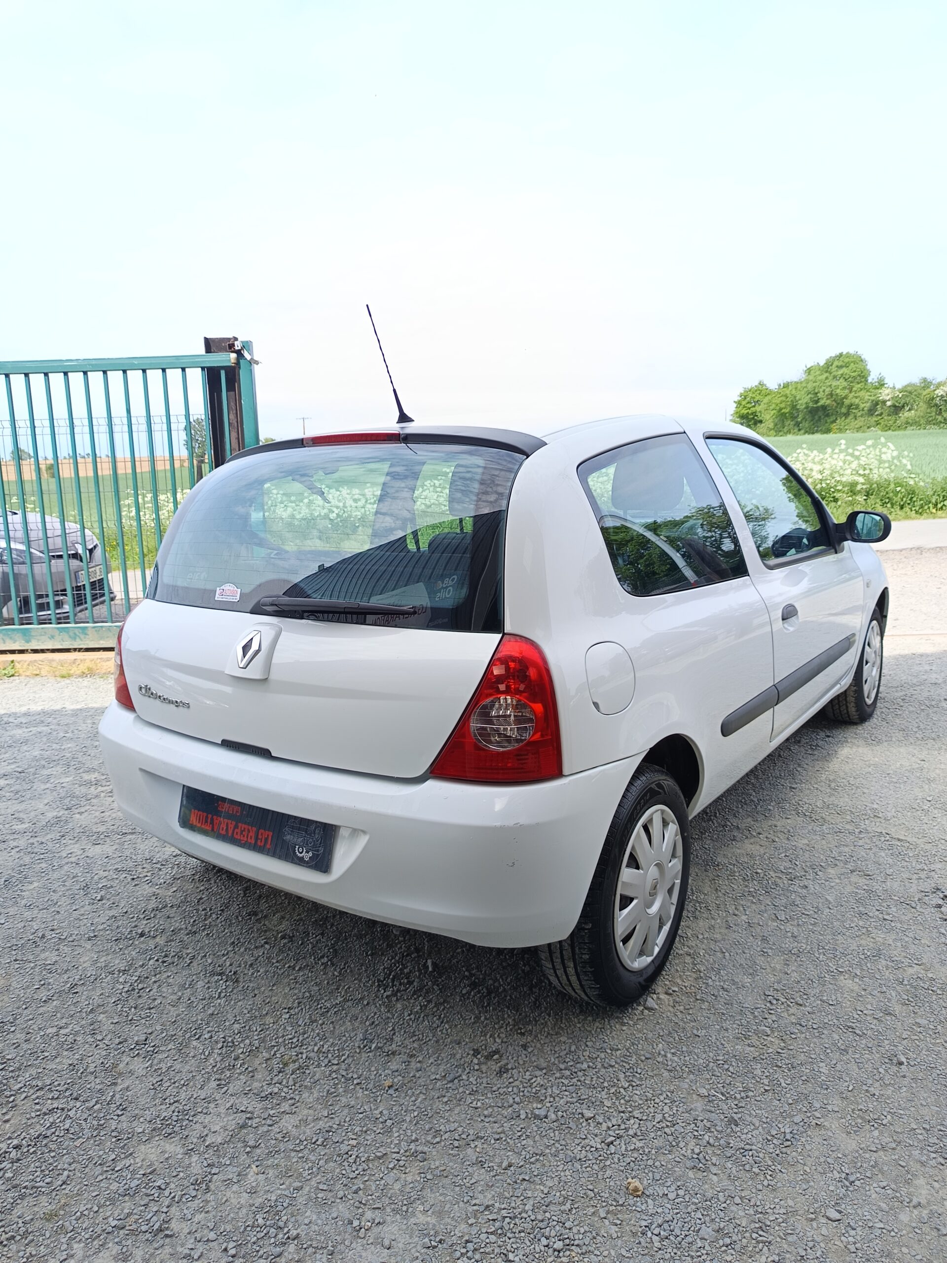 Renault clio - 1.5DCI - 2008 – Image 7