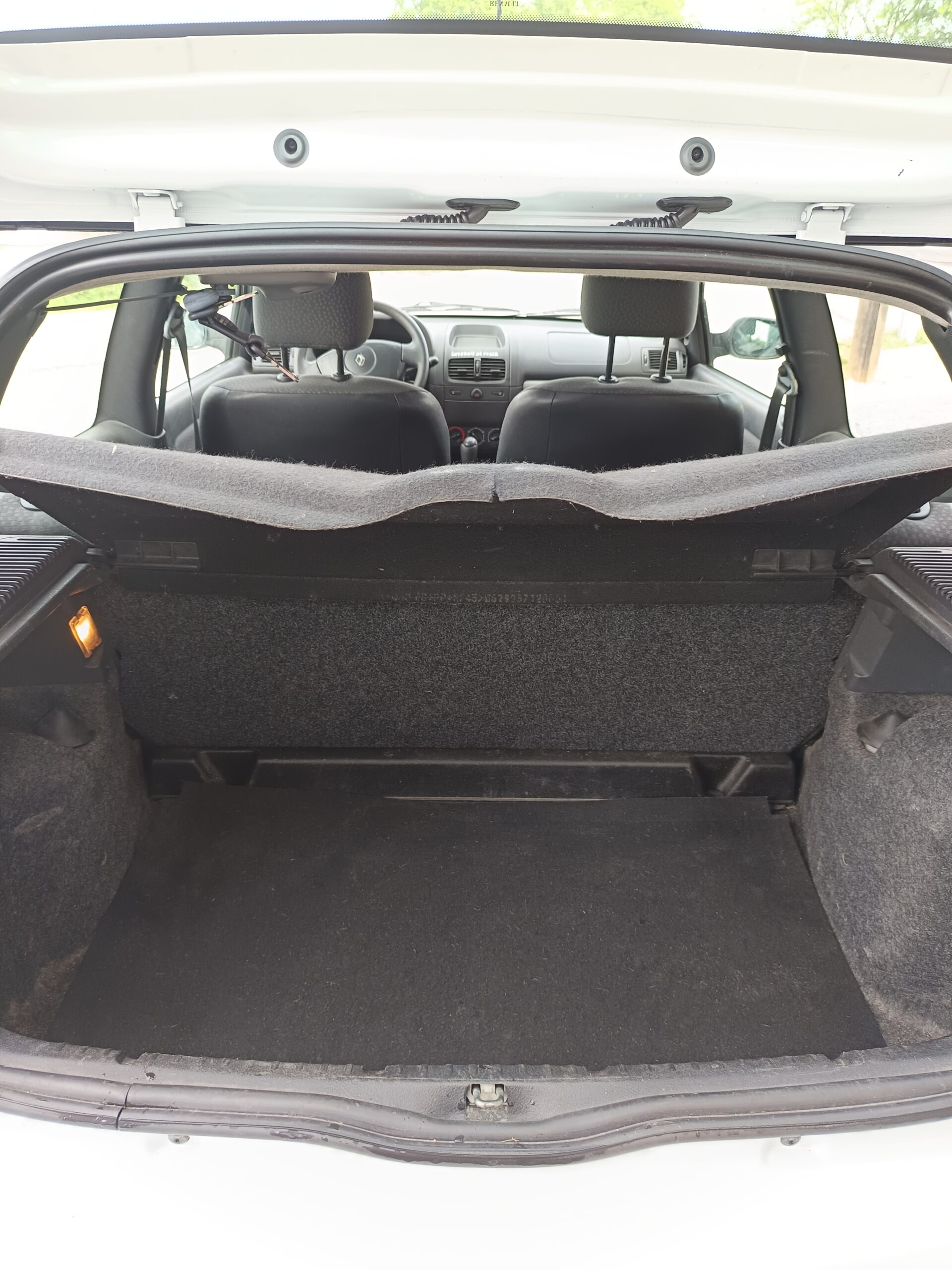 Renault clio - 1.5DCI - 2008 – Image 9
